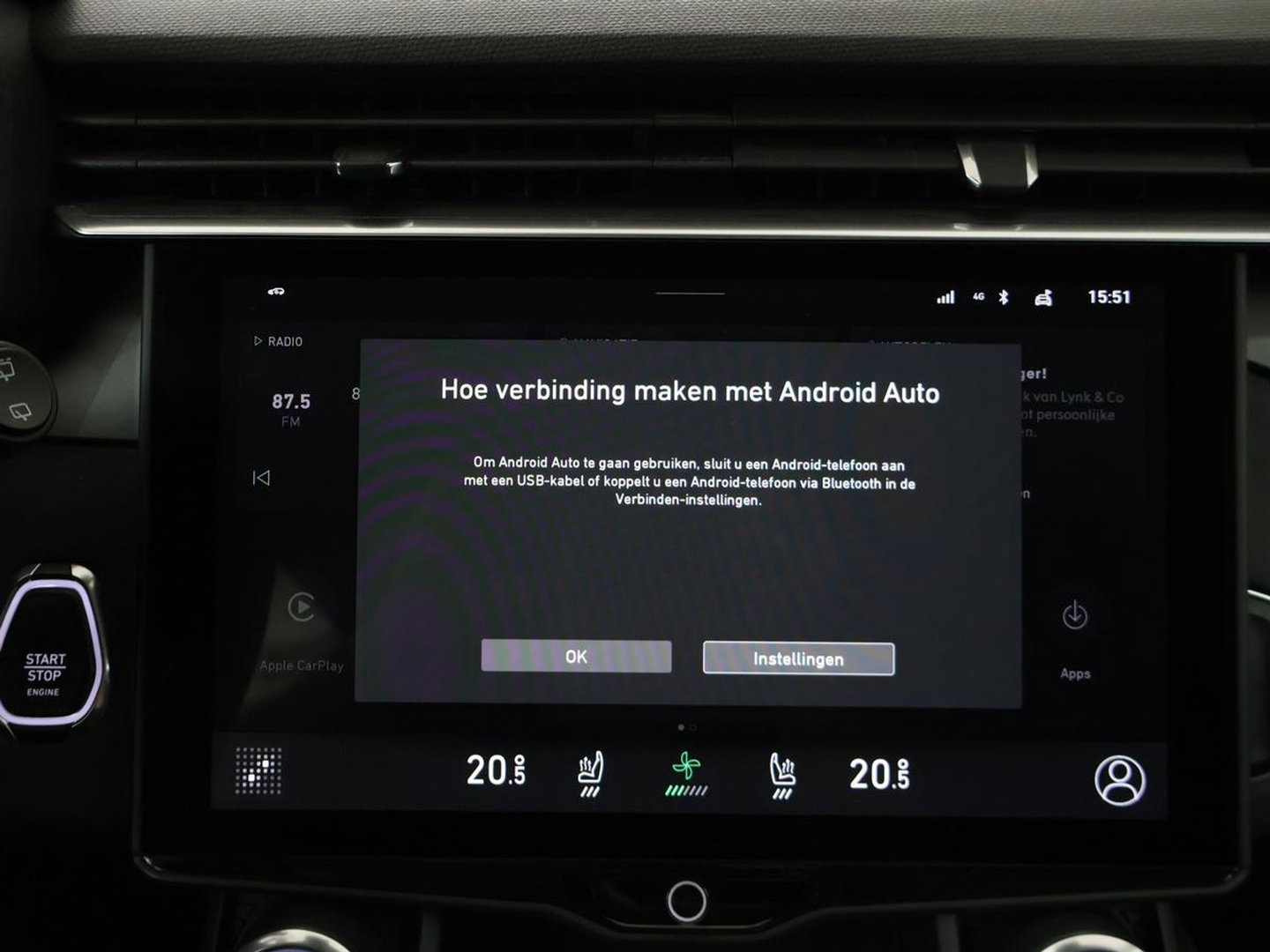 Lynk & Co 01 1.5 | Panoramadak | Adaptive cruise | Trekhaak | Memory | Infinity Sound | Stoelverwarming | Camera | Park assist | Carplay | Climate control