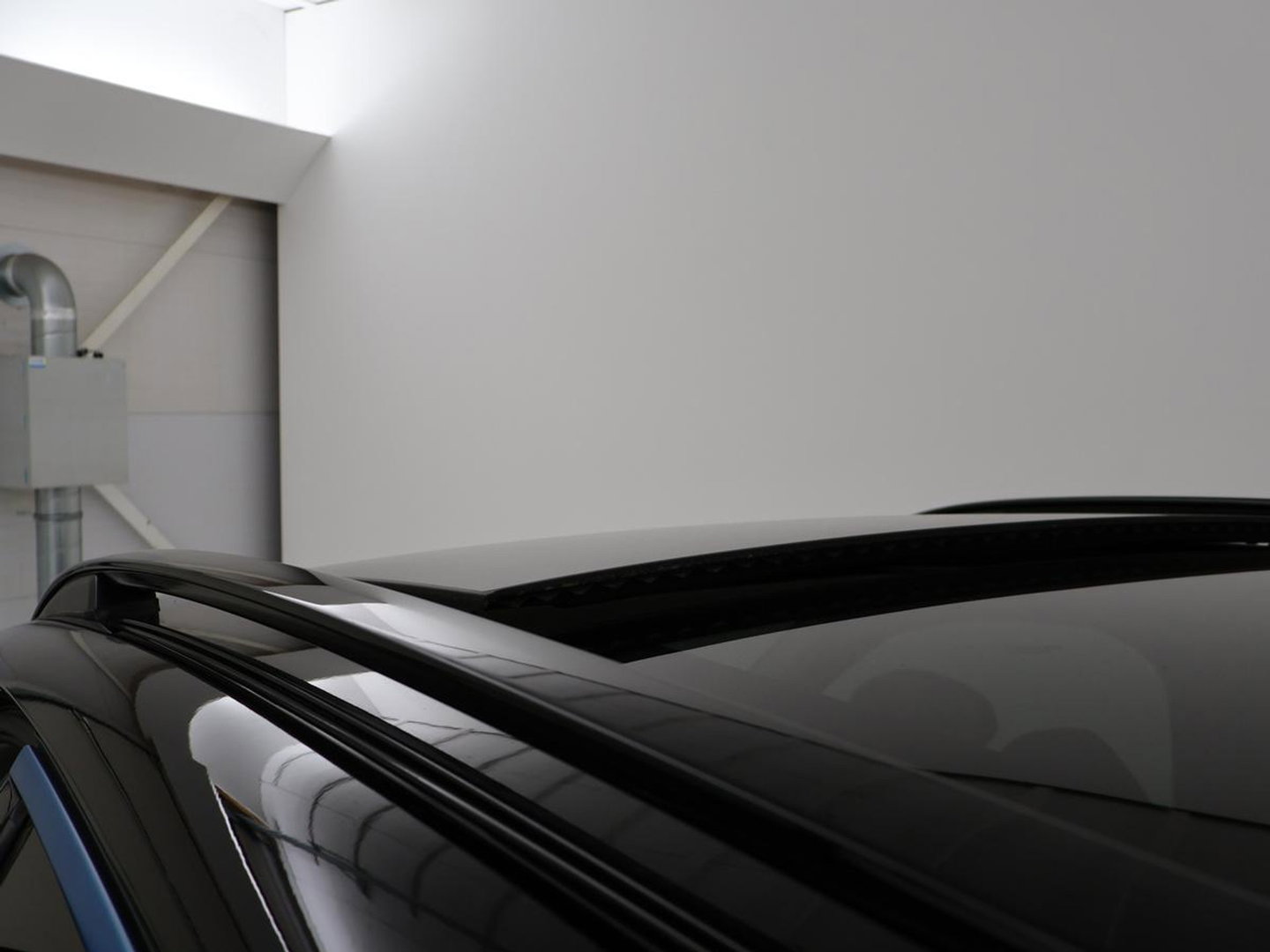 Lynk & Co 01 1.5 | Panoramadak | Adaptive cruise | Trekhaak | Memory | Infinity Sound | Stoelverwarming | Camera | Park assist | Carplay | Climate control