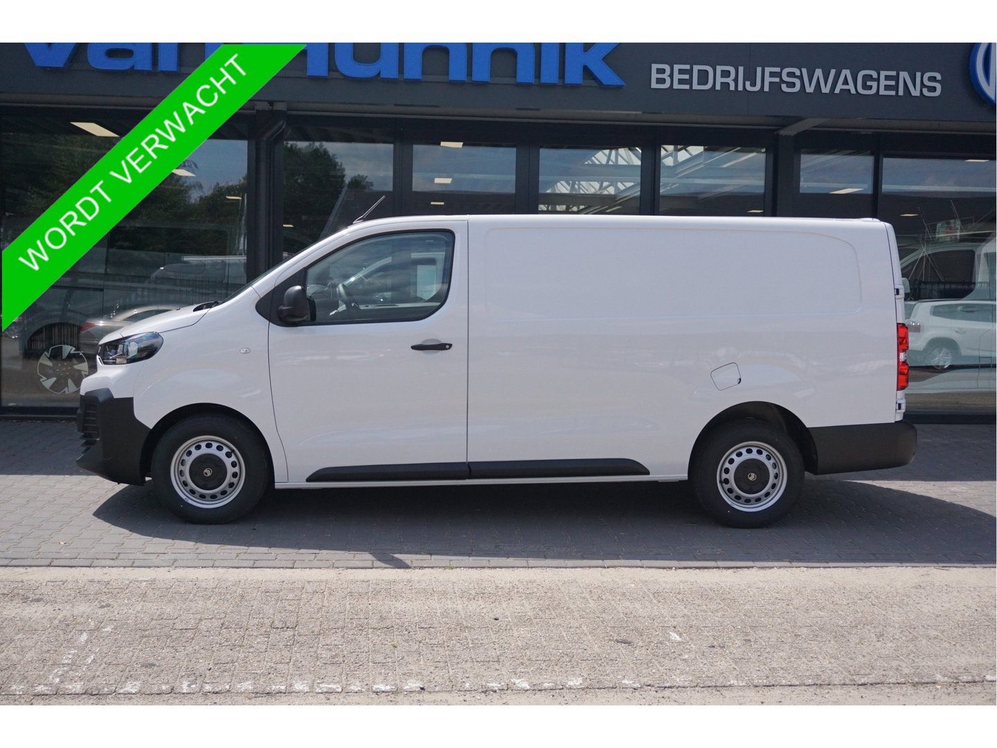 Peugeot Expert 2.0D 180PK L3H1 BPM VRIJ!! Apple CP / Android A, Cruise, Camera!! Nr. 01*