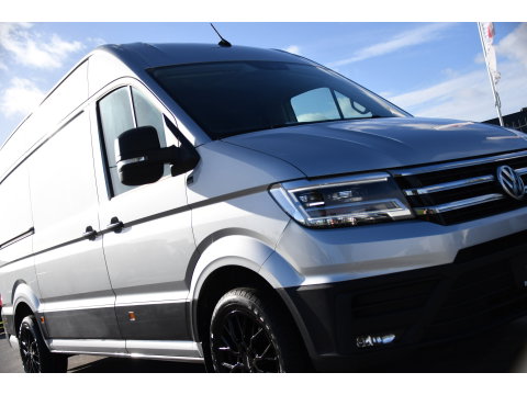 Volkswagen Crafter 35 2.0 TDI L3H3 Highline PB Edition Full Options! Adaptieve Cruise, Carplay, LED, Leder, Stoelwarming, Trekhaak, Multimedia, Uniek!