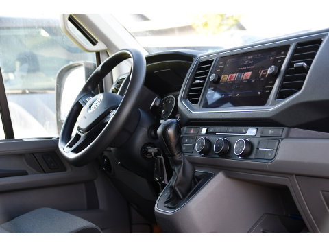 Volkswagen Crafter 35 2.0 TDI L3H3 Highline PB Edition Full Options! Adaptieve Cruise, Carplay, LED, Leder, Stoelwarming, Trekhaak, Multimedia, Uniek!
