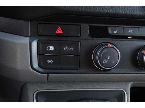 Volkswagen Crafter 35 2.0 TDI L3H3 Highline PB Edition Full Options! Adaptieve Cruise, Carplay, LED, Leder, Stoelwarming, Trekhaak, Multimedia, Uniek!