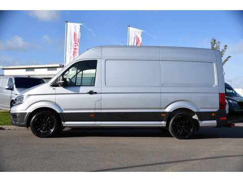 Volkswagen Crafter 35 2.0 TDI L3H3 Highline PB Edition Full Options! Adaptieve Cruise, Carplay, LED, Leder, Stoelwarming, Trekhaak, Multimedia, Uniek!