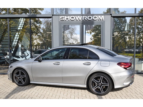 Mercedes-Benz A-Klasse 200 Business Solution AMG CAM BLINDSPOT