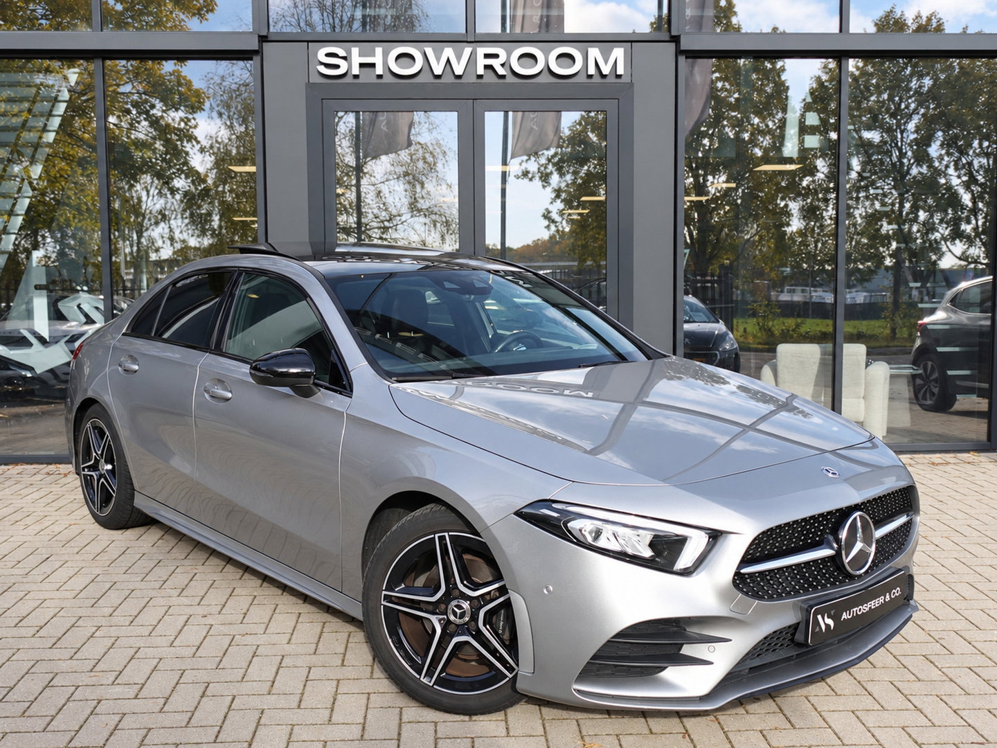 Mercedes-Benz A-Klasse 200 Business Solution AMG CAM BLINDSPOT