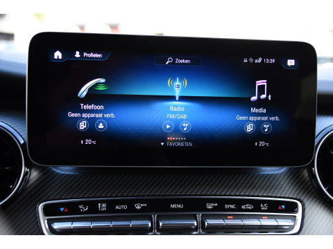 Mercedes-Benz V-Klasse 300d Lang DC AMG Edition 360 Camera, Cruise, Carplay, LED, Leder, Stoelverwarming, Trekhaak, 2 x Schuifdeur, Uniek!
