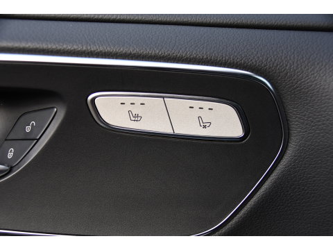 Mercedes-Benz V-Klasse 300d Lang DC AMG Edition 360 Camera, Cruise, Carplay, LED, Leder, Stoelverwarming, Trekhaak, 2 x Schuifdeur, Uniek!