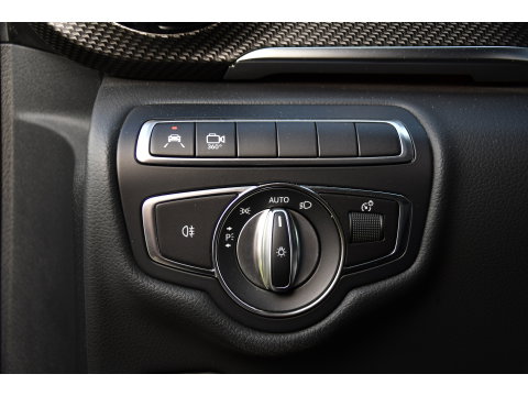 Mercedes-Benz V-Klasse 300d Lang DC AMG Edition 360 Camera, Cruise, Carplay, LED, Leder, Stoelverwarming, Trekhaak, 2 x Schuifdeur, Uniek!