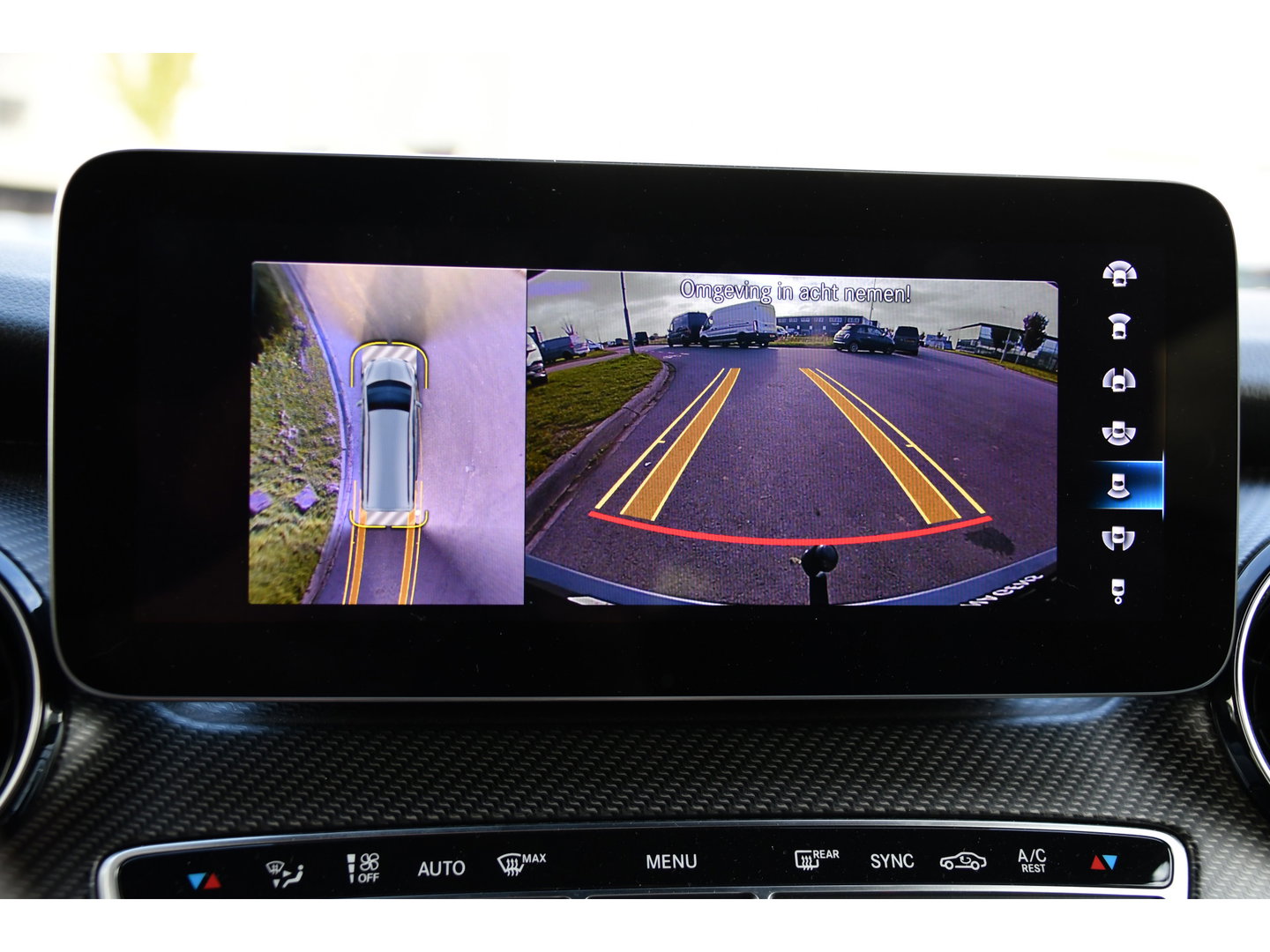 Mercedes-Benz V-Klasse 300d Lang DC AMG Edition 360 Camera, Cruise, Carplay, LED, Leder, Stoelverwarming, Trekhaak, 2 x Schuifdeur, Uniek!