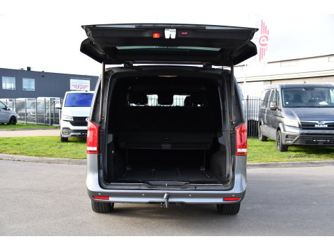 Mercedes-Benz V-Klasse 300d Lang DC AMG Edition 360 Camera, Cruise, Carplay, LED, Leder, Stoelverwarming, Trekhaak, 2 x Schuifdeur, Uniek!