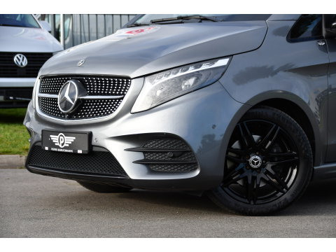 Mercedes-Benz V-Klasse 300d Lang DC AMG Edition 360 Camera, Cruise, Carplay, LED, Leder, Stoelverwarming, Trekhaak, 2 x Schuifdeur, Uniek!