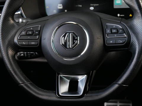 MG Marvel R 70kWh LUXURY/ 360° CAMERA/ PANORAMADAK/ LEER/ ELEKT. STOELEN/ SOH 93%