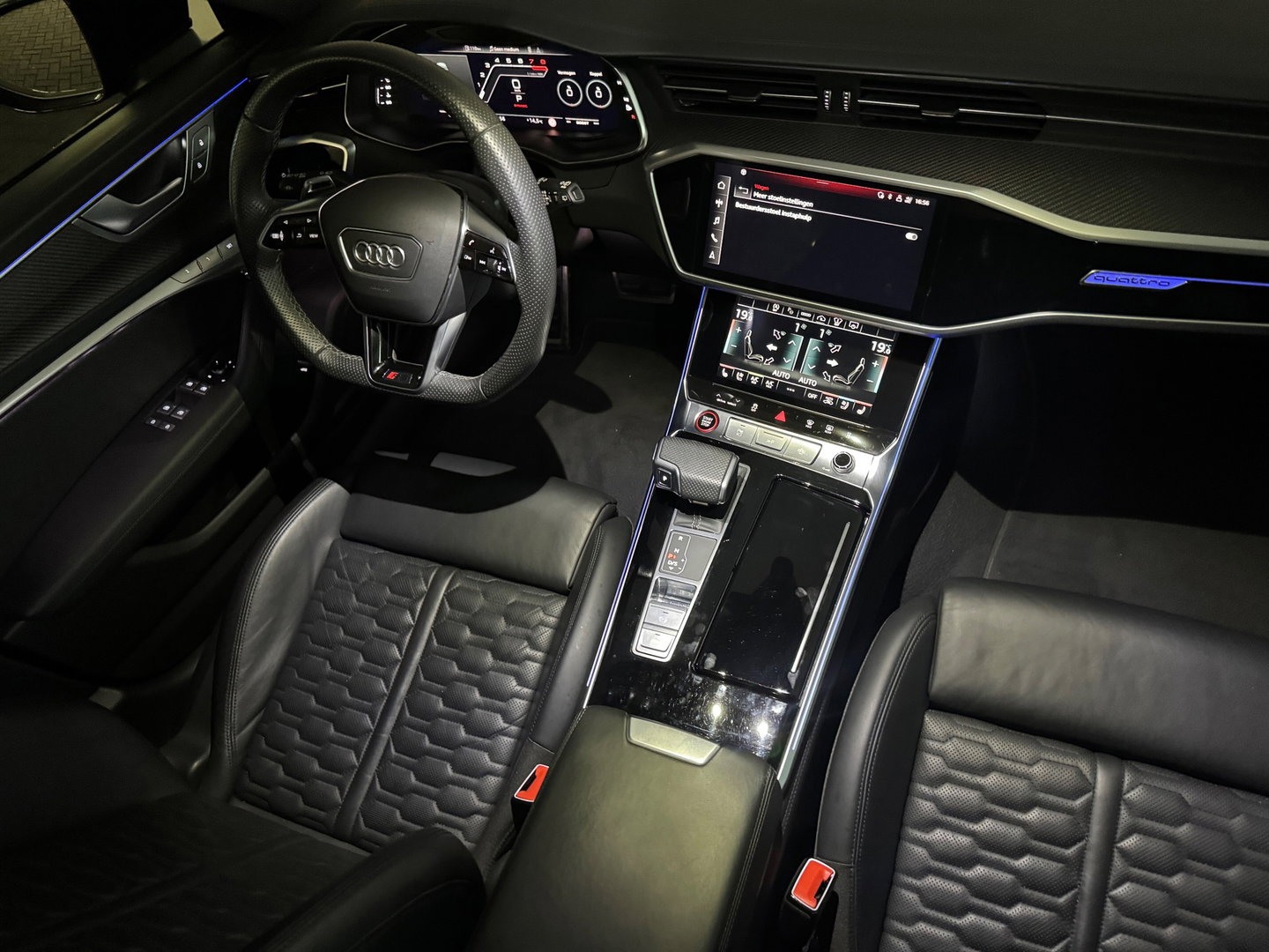 Audi RS6 Avant 4.0 TFSI quattro Pano|Ceramic|Dynamic+|Softclose
