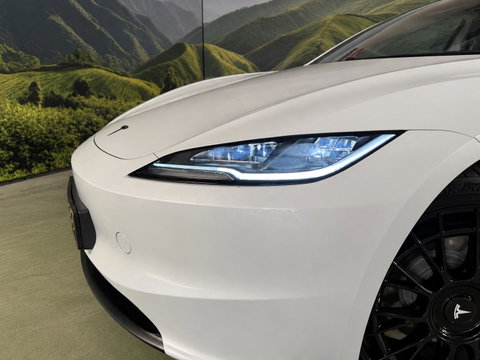 Tesla Model 3 RWD 60 kWh Knob/ stalks van Enhance l trekhaak l 19 inc