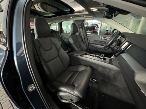 Volvo XC60 2.0 T6 Plug-in hybrid AWD Pano|Memory|SOH 100%