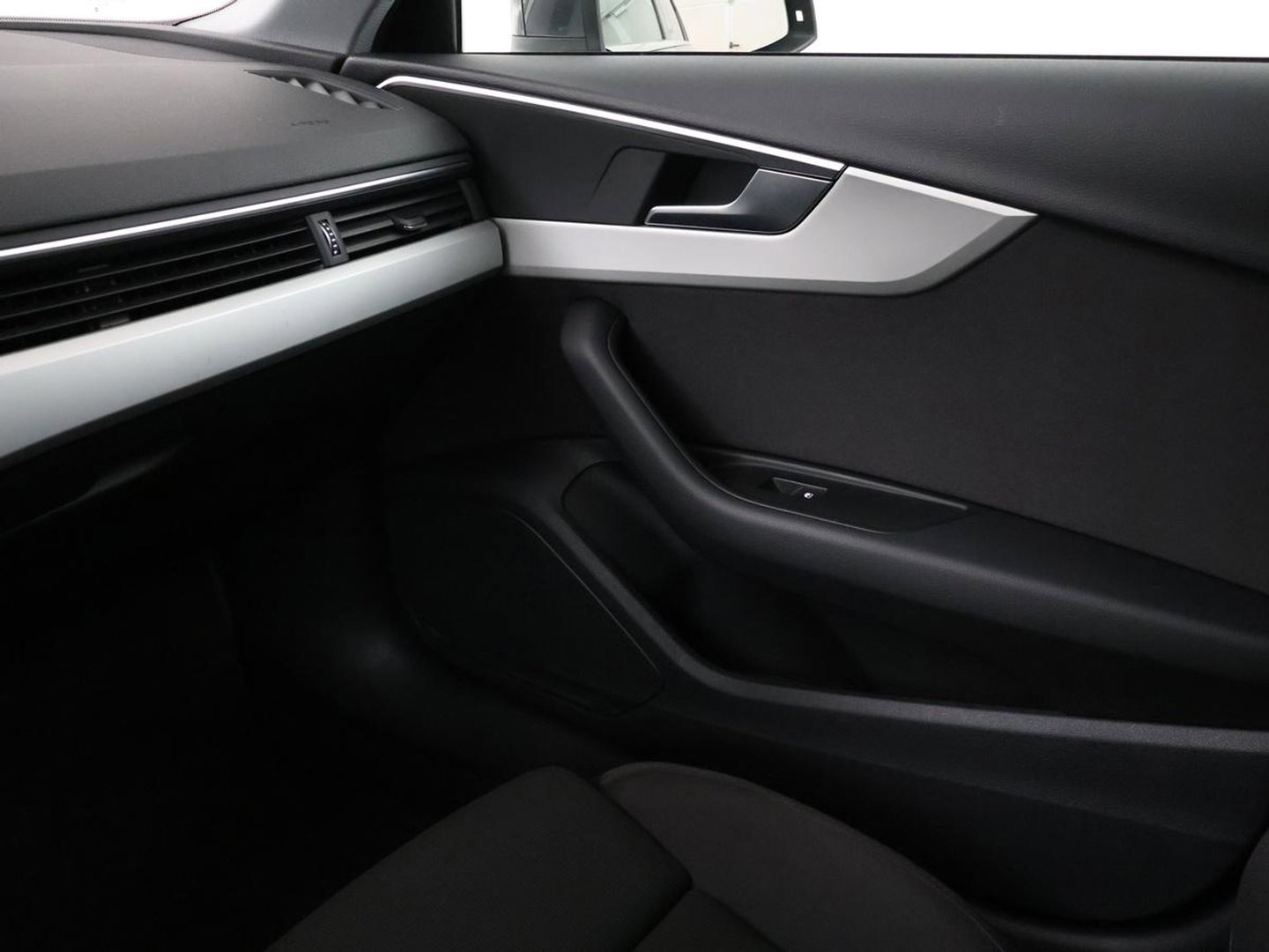 Audi A4 Avant 40 TFSI S edition