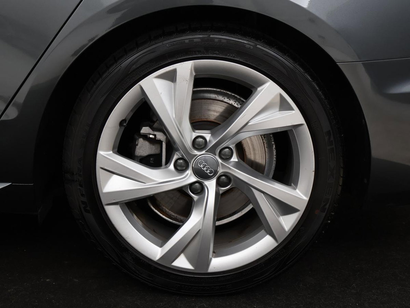 Audi A4 Avant 40 TFSI S edition