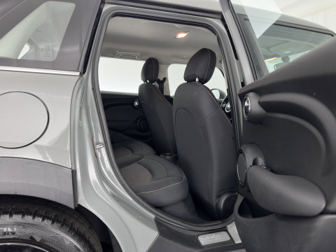 MINI 5-deurs 1.5 One D Business *NAVI-FULLMAP | AIRCO | CRUISE | PDC | COMFORT-SEATS | 16''ALU*