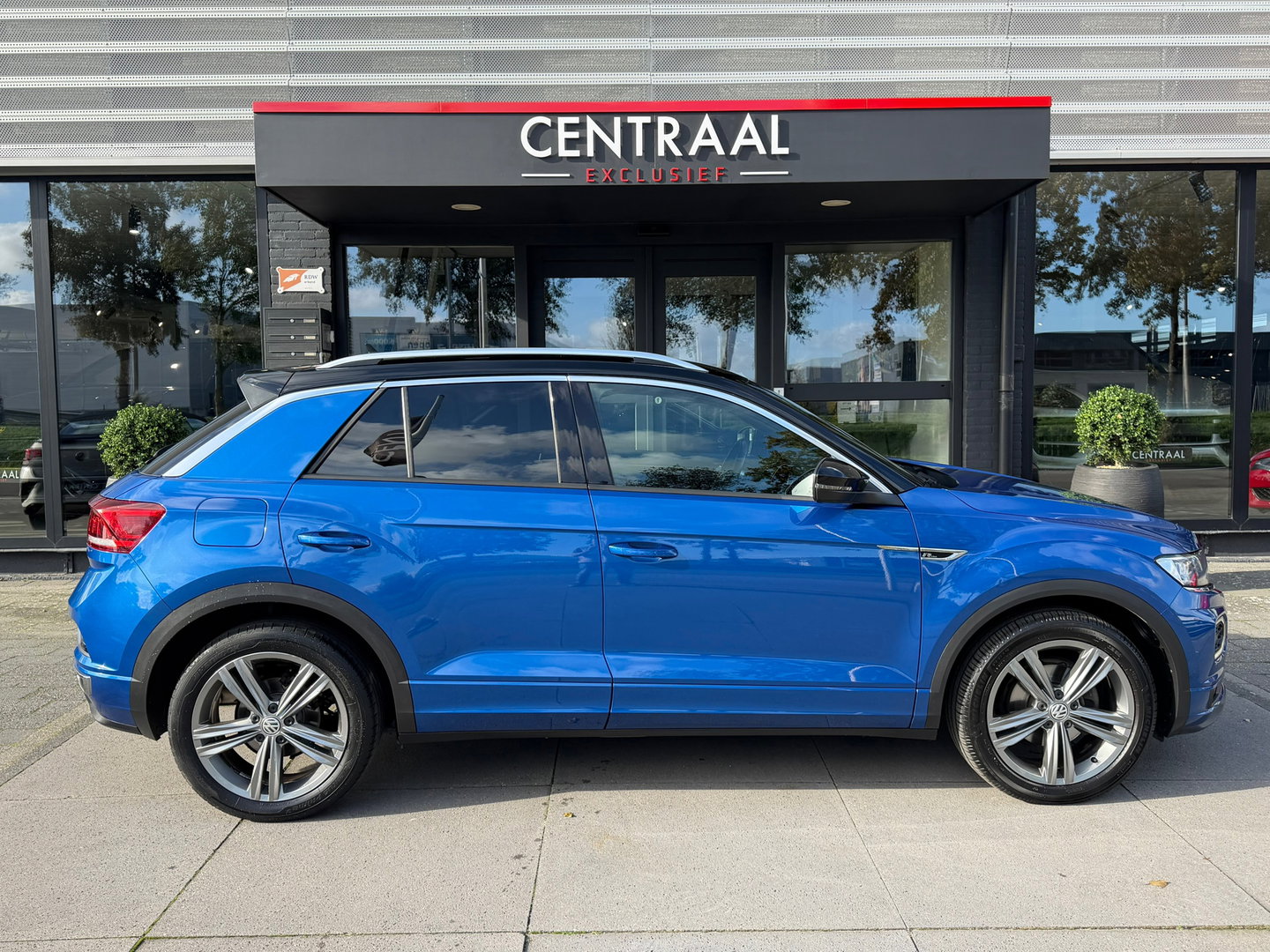Volkswagen T-Roc 1.5 TSI Sport R-Line 150PK|ACC|Keyless|DSG