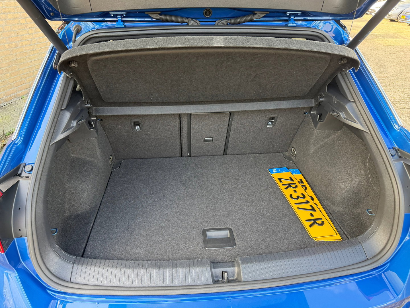 Volkswagen T-Roc 1.5 TSI Sport R-Line 150PK|ACC|Keyless|DSG