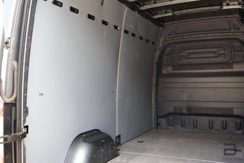 Mercedes-Benz Sprinter bestel 319 1.9 CDI L2H2 / LED / Geveerde Stoel / Groot Navi / Leer / Camera