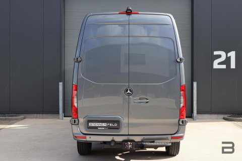 Mercedes-Benz Sprinter bestel 319 1.9 CDI L2H2 / LED / Geveerde Stoel / Groot Navi / Leer / Camera