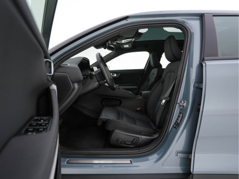 Polestar 2 Long Range Dual Motor 78 kWh [3-Fase-11kW] {SoH-88%} (INCL-BTW) Aut. *PANO | FULL-LED | HARMAN-KARDON | MEMORY-PACK | CAMERA | KEYLESS | LANE-ASSIST | DIGI-COCKPIT | CARPLAY | DAB+ | HEATED-COMFORTSEATS | CRUISE | TOWBAR | 20''ALU*