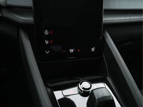 Polestar 2 Long Range Dual Motor 78 kWh [3-Fase-11kW] {SoH-88%} (INCL-BTW) Aut. *PANO | FULL-LED | HARMAN-KARDON | MEMORY-PACK | CAMERA | KEYLESS | LANE-ASSIST | DIGI-COCKPIT | CARPLAY | DAB+ | HEATED-COMFORTSEATS | CRUISE | TOWBAR | 20''ALU*