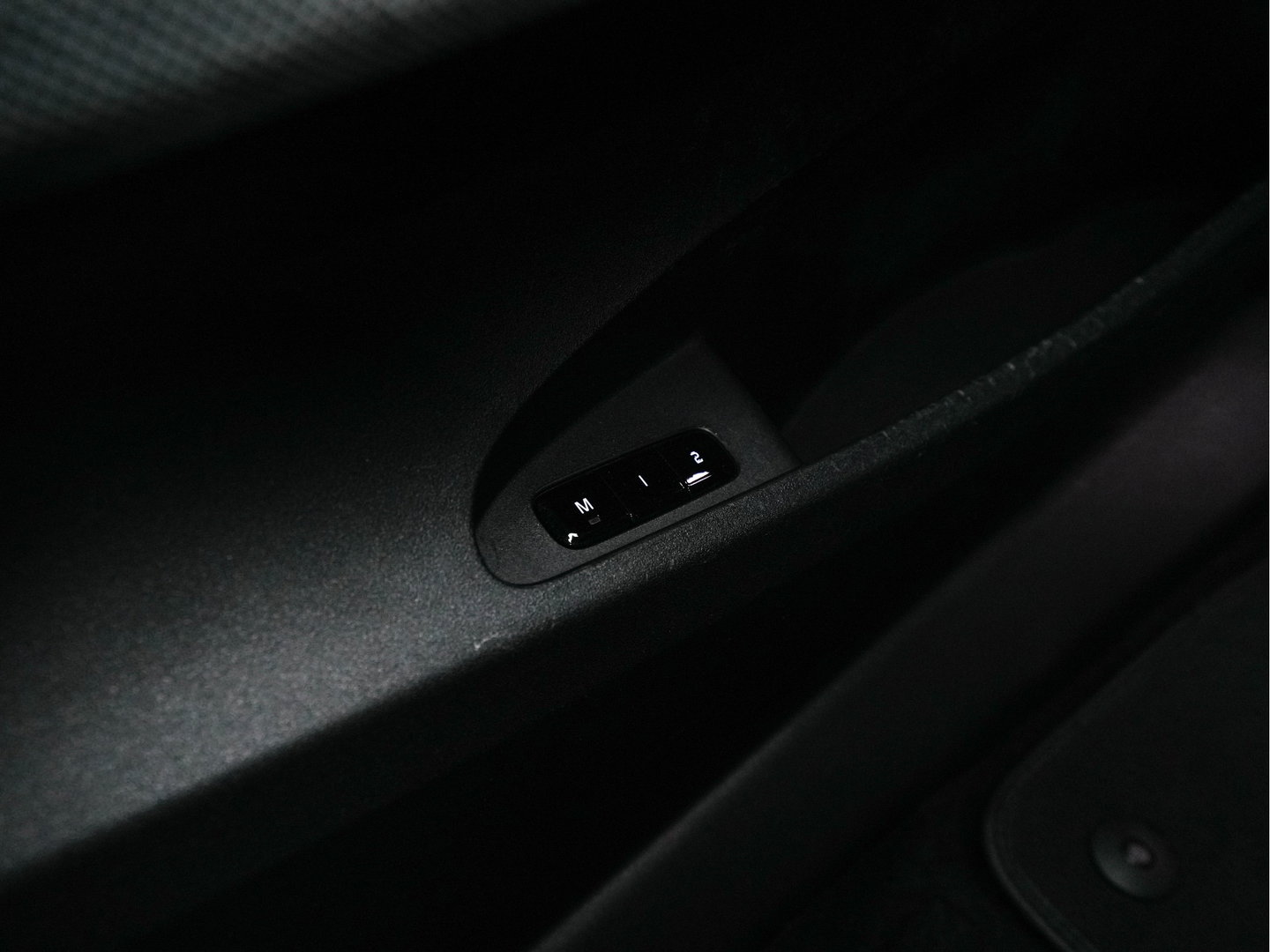 Polestar 2 Long Range Dual Motor 78 kWh [3-Fase-11kW] {SoH-88%} (INCL-BTW) Aut. *PANO | FULL-LED | HARMAN-KARDON | MEMORY-PACK | CAMERA | KEYLESS | LANE-ASSIST | DIGI-COCKPIT | CARPLAY | DAB+ | HEATED-COMFORTSEATS | CRUISE | TOWBAR | 20''ALU*