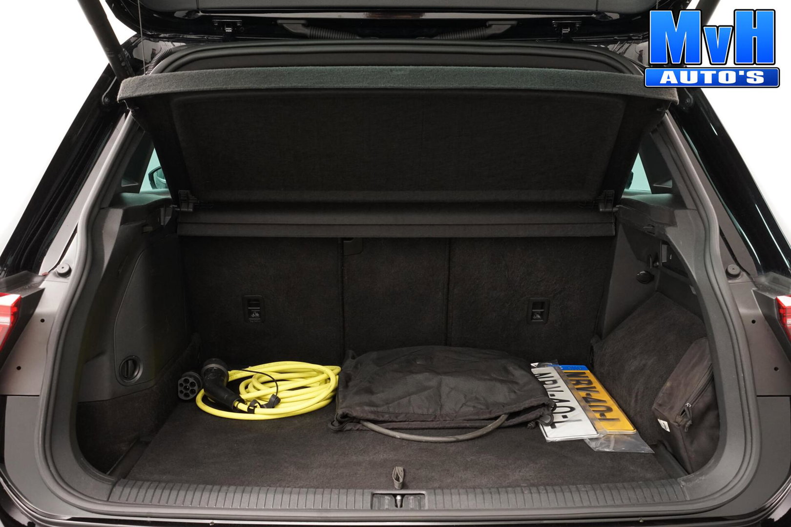 Volkswagen Tiguan 1.4 TSI PHEV R-Line|PANO|STOEL/STUUR.VERW|SOH94%