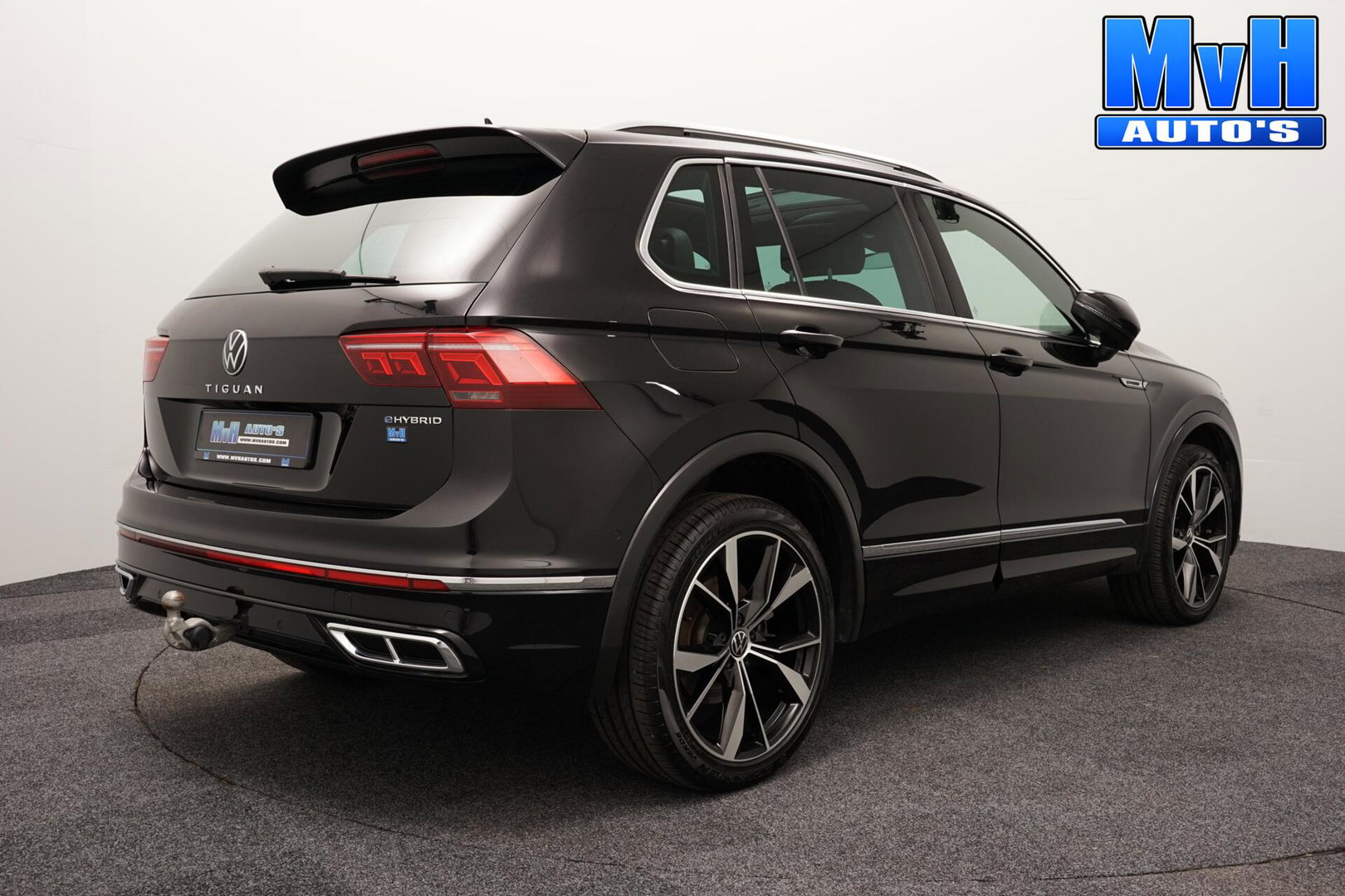 Volkswagen Tiguan 1.4 TSI PHEV R-Line|PANO|STOEL/STUUR.VERW|SOH94%