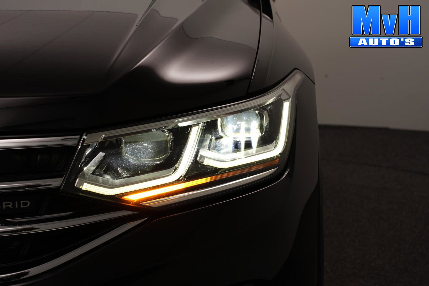 Volkswagen Tiguan 1.4 TSI PHEV R-Line|PANO|STOEL/STUUR.VERW|SOH94%