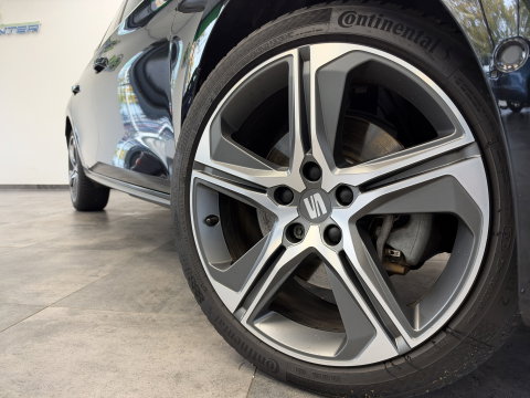SEAT Leon 1.4 TSI eHybrid PHEV FR Business Intense Panorama | Camera | ACC | Stuur- & Stoelverwarming