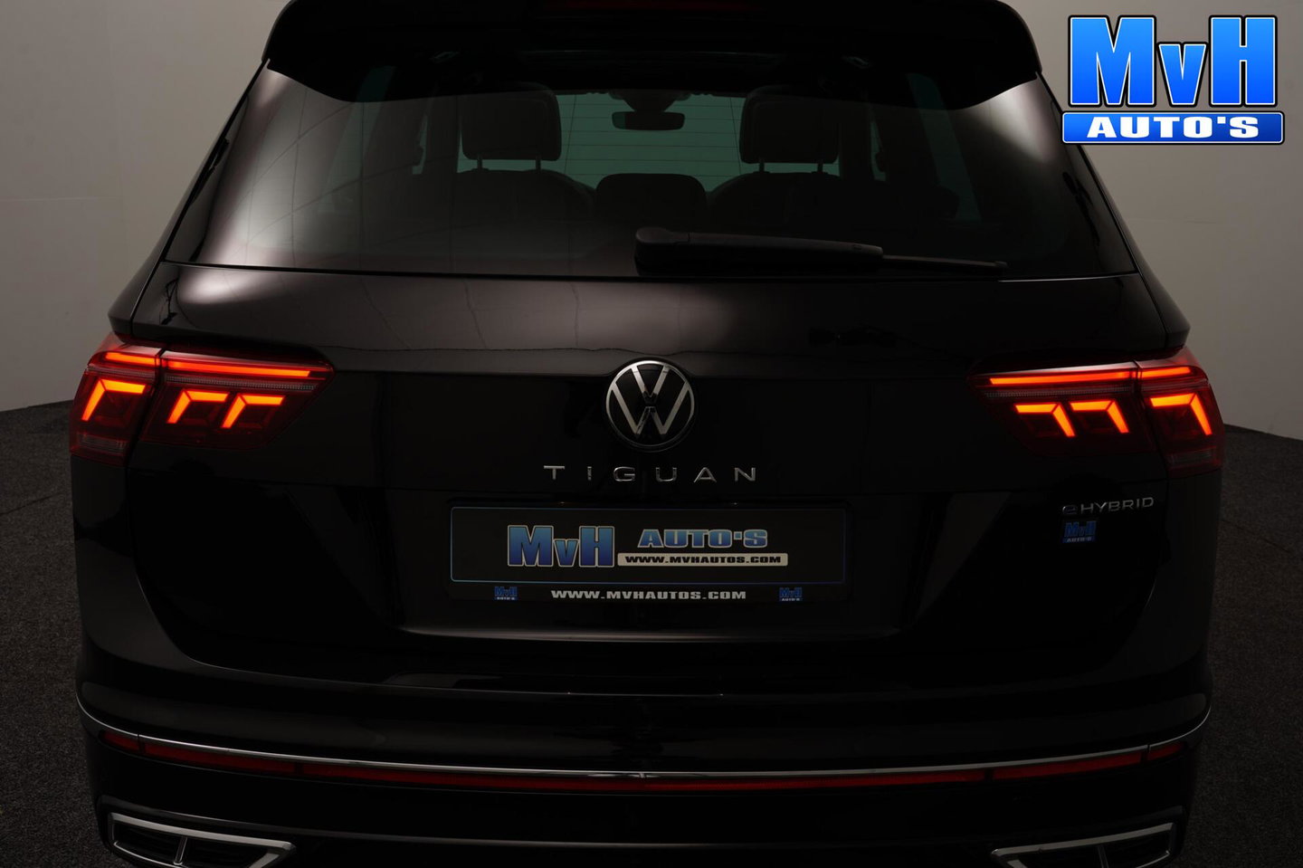 Volkswagen Tiguan 1.4 TSI PHEV R-Line|PANO|STOEL/STUUR.VERW|SOH94%