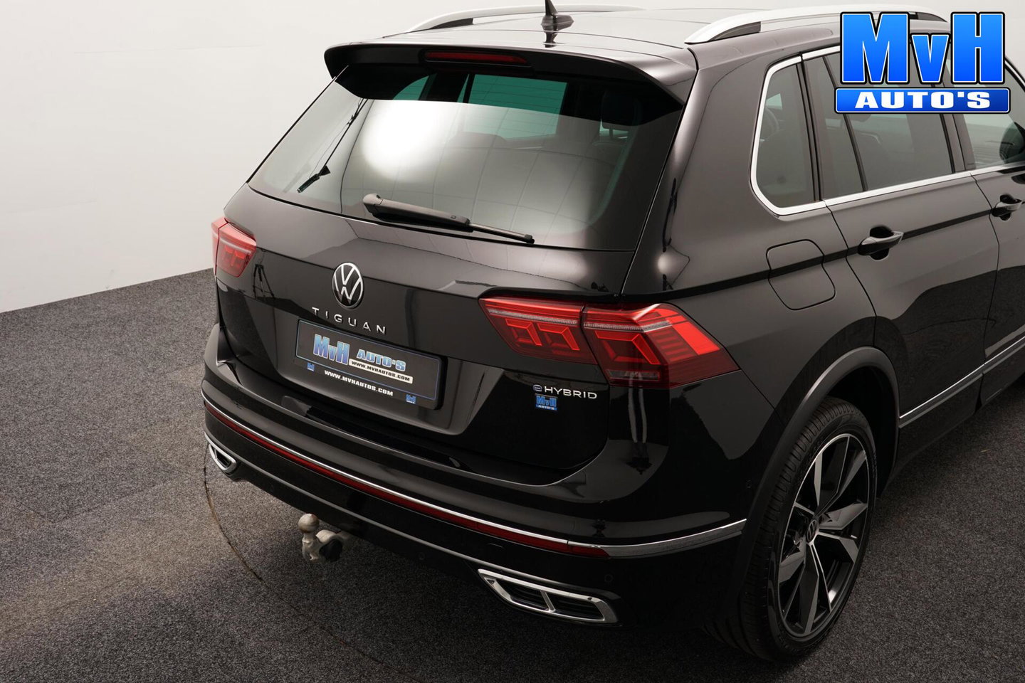 Volkswagen Tiguan 1.4 TSI PHEV R-Line|PANO|STOEL/STUUR.VERW|SOH94%