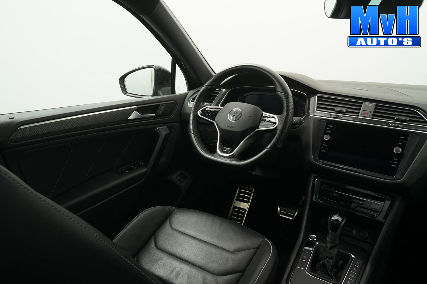 Volkswagen Tiguan 1.4 TSI PHEV R-Line|PANO|STOEL/STUUR.VERW|SOH94%