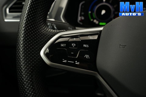 Volkswagen Tiguan 1.4 TSI PHEV R-Line|PANO|STOEL/STUUR.VERW|SOH94%