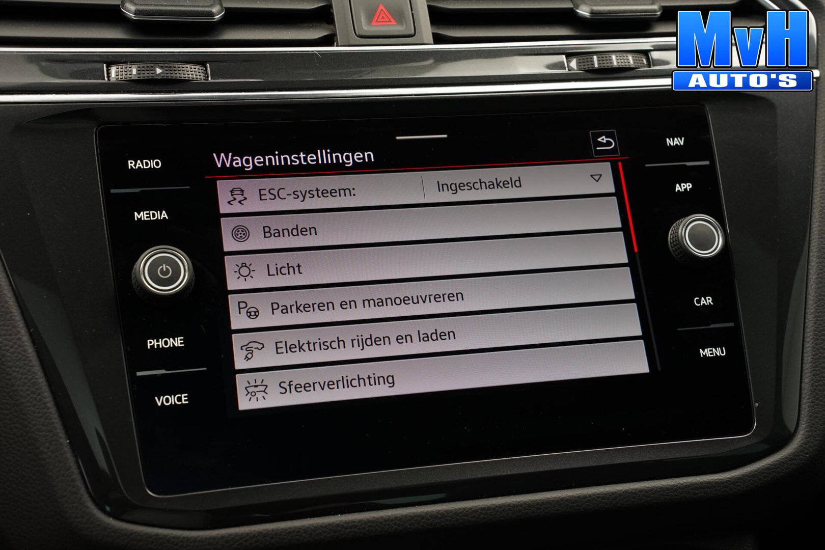 Volkswagen Tiguan 1.4 TSI PHEV R-Line|PANO|STOEL/STUUR.VERW|SOH94%