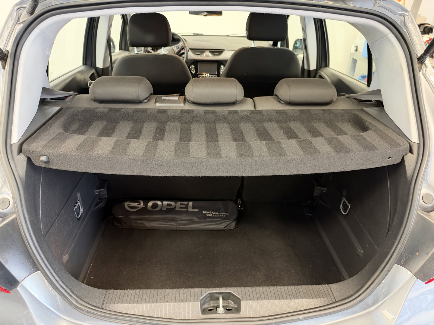 Opel Corsa 1.4 Favourite 5-Drs. Airco CruiseControl Navigatie