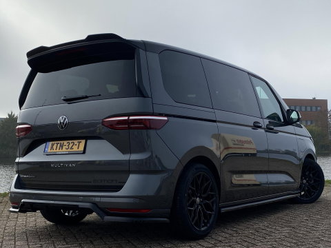 Volkswagen Multivan 1.5 eHybrid Bulli Edition 4Motion | PANO | BODYKIT | 7P | NIEUW | 4x4