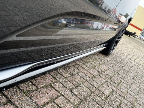 Volkswagen Multivan 1.5 eHybrid Bulli Edition 4Motion | PANO | BODYKIT | 7P | NIEUW | 4x4