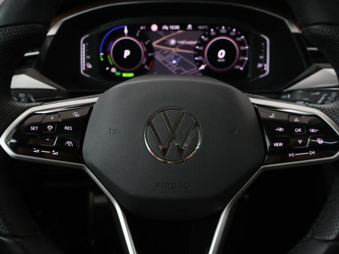 Volkswagen Arteon 1.4 TSI eHybrid Elegance Pano