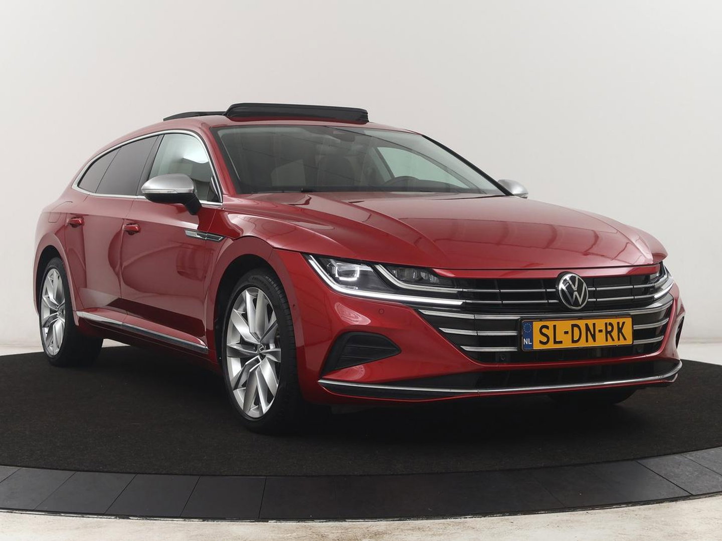 Volkswagen Arteon 1.4 TSI eHybrid Elegance Pano