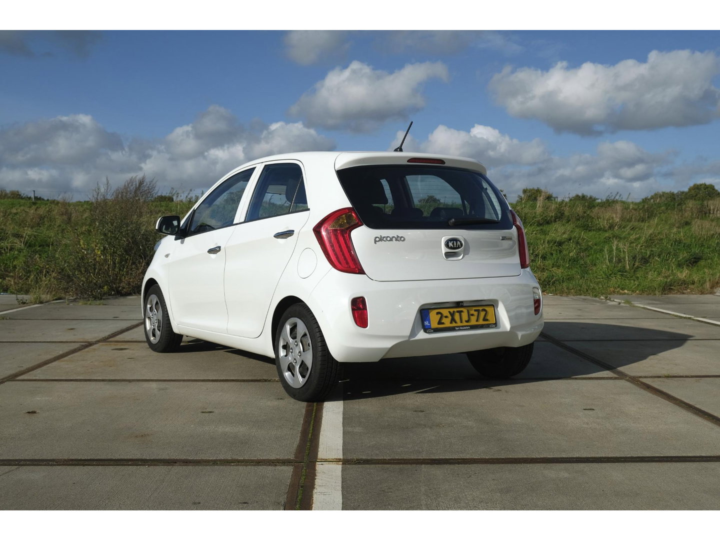 Kia Picanto 1.0 CVVT BusinessLine | AIRCO | CAMERA | NAVI | 5 DRS