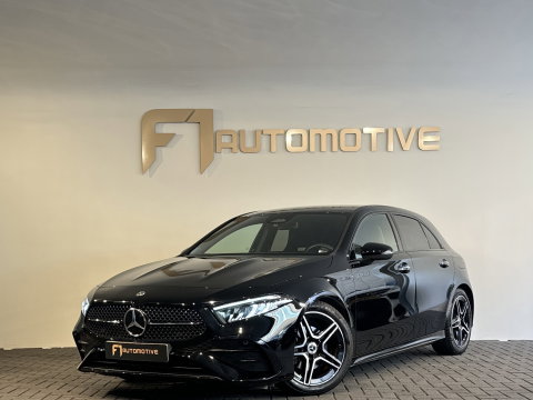 Mercedes-Benz A-Klasse 180 AMG Stoelverwarming|Camera|Sfeerverlichting