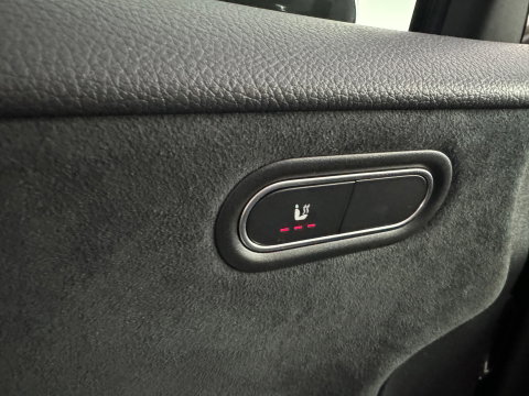 Mercedes-Benz A-Klasse 180 AMG Stoelverwarming|Camera|Sfeerverlichting