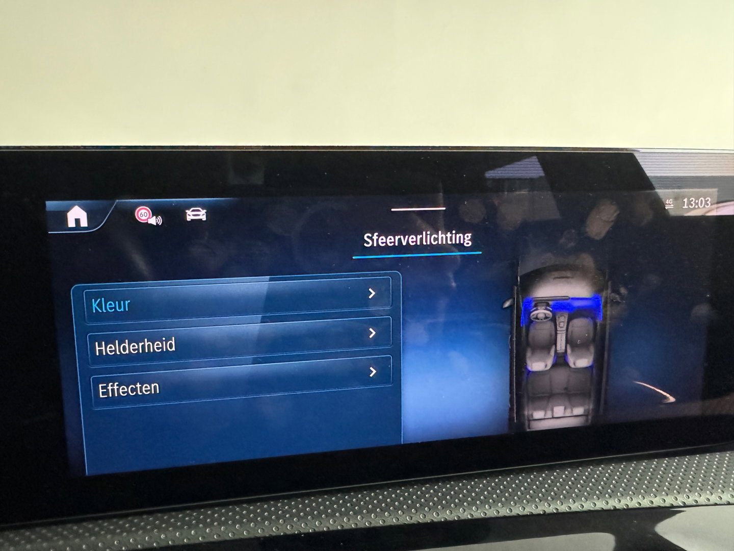 Mercedes-Benz A-Klasse 180 AMG Stoelverwarming|Camera|Sfeerverlichting