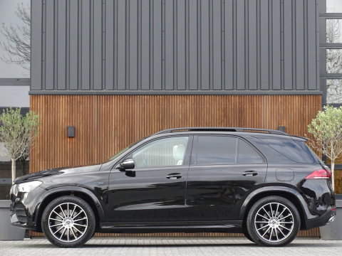 Mercedes-Benz GLE 350e 333PK 4-Matic AMG / panorama / Burmester / LED
