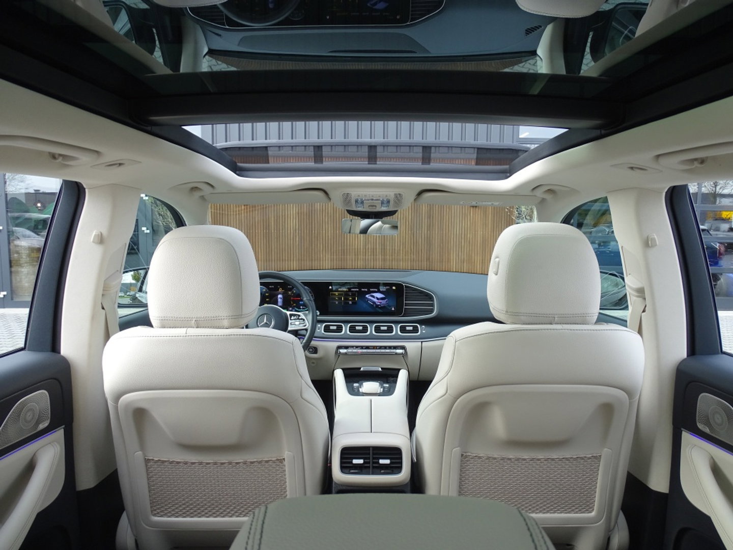 Mercedes-Benz GLE 350e 333PK 4-Matic AMG / panorama / Burmester / LED
