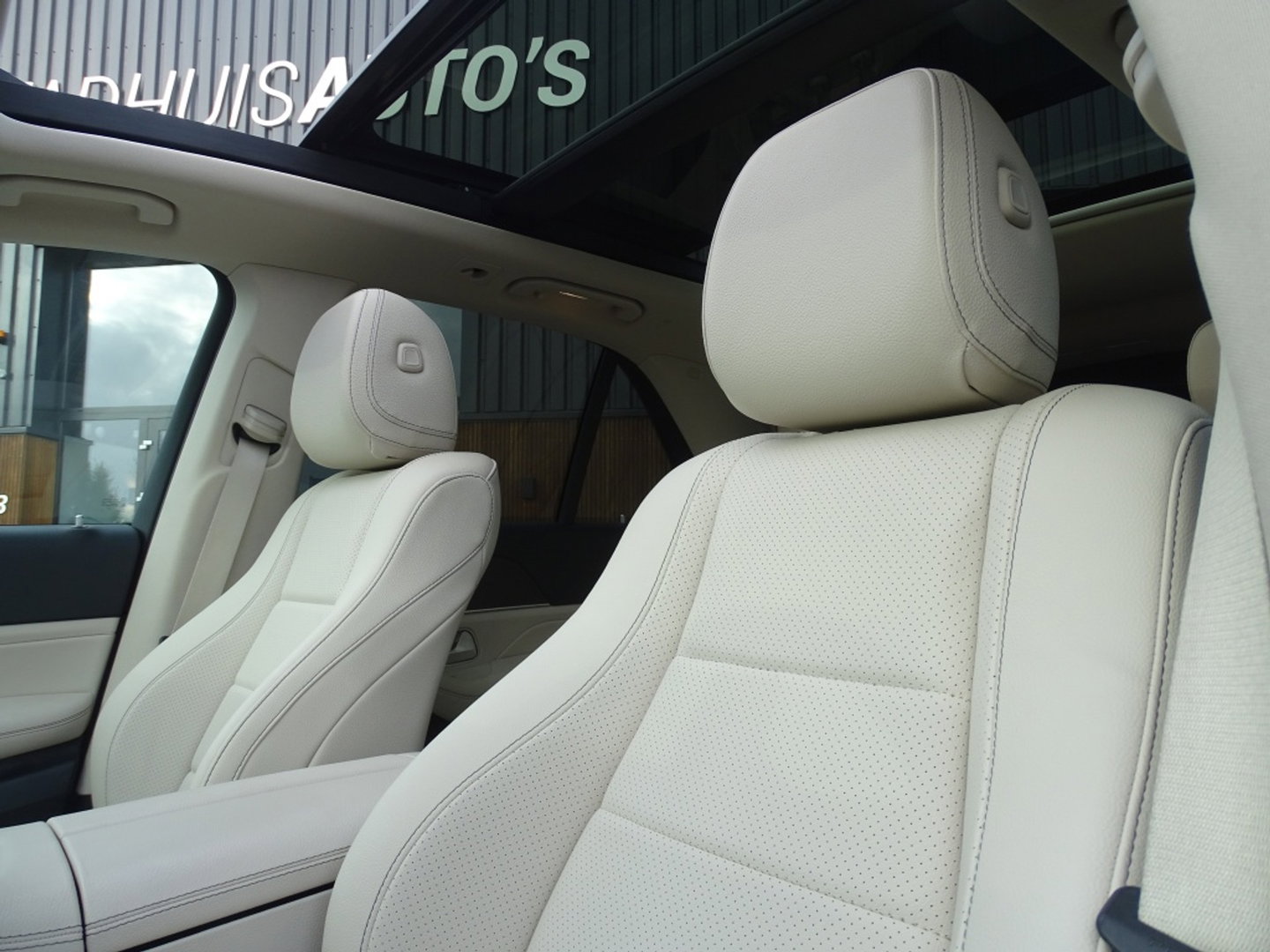 Mercedes-Benz GLE 350e 333PK 4-Matic AMG / panorama / Burmester / LED